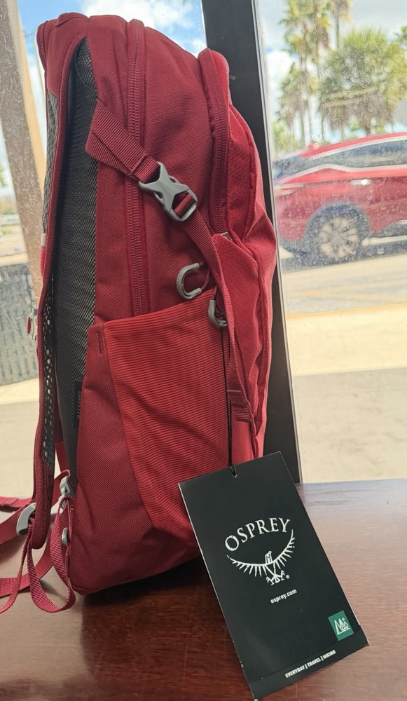 Osprey Daylite Backpack 13L Cosmic red