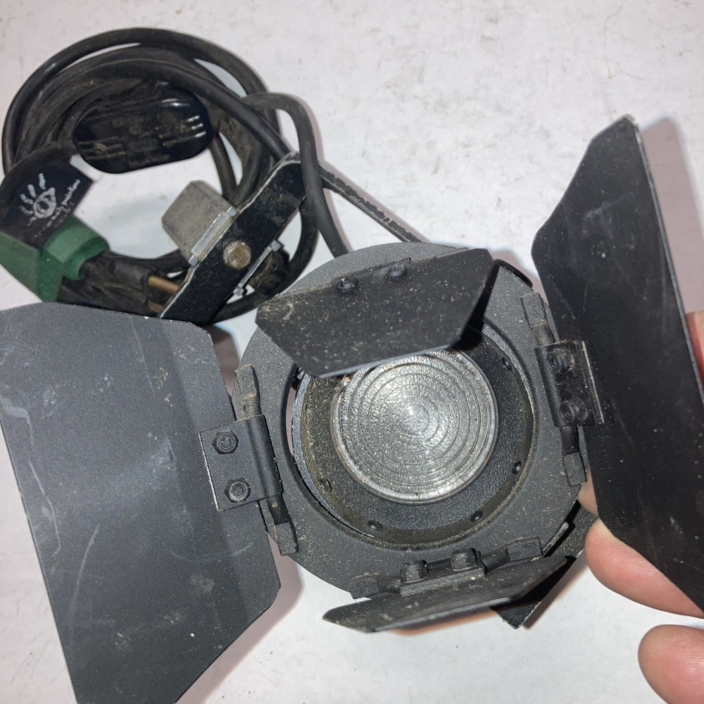 125 Ltm Pepper With Doors And Bulb