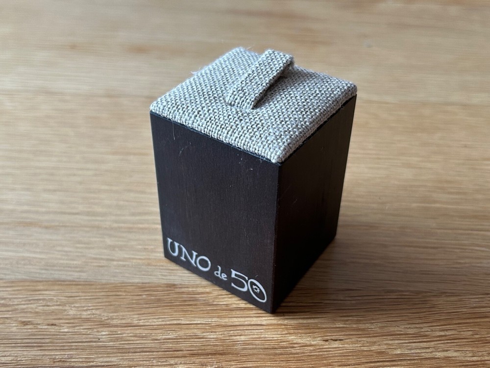 UNOde50 - UNO De 50 - Medium Support For Ring - Wood
