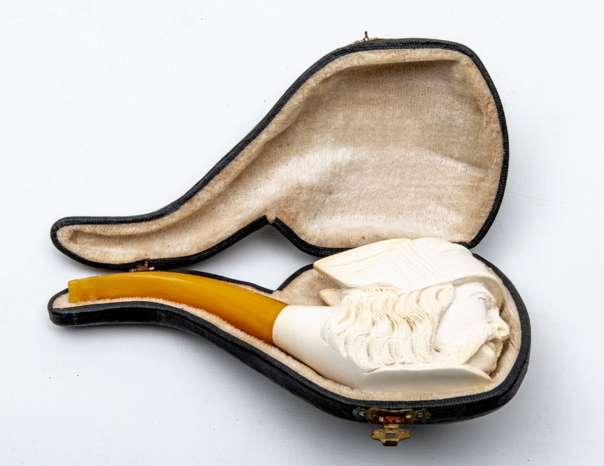 Thor Meerschaum Tobacco Pipe in Case
