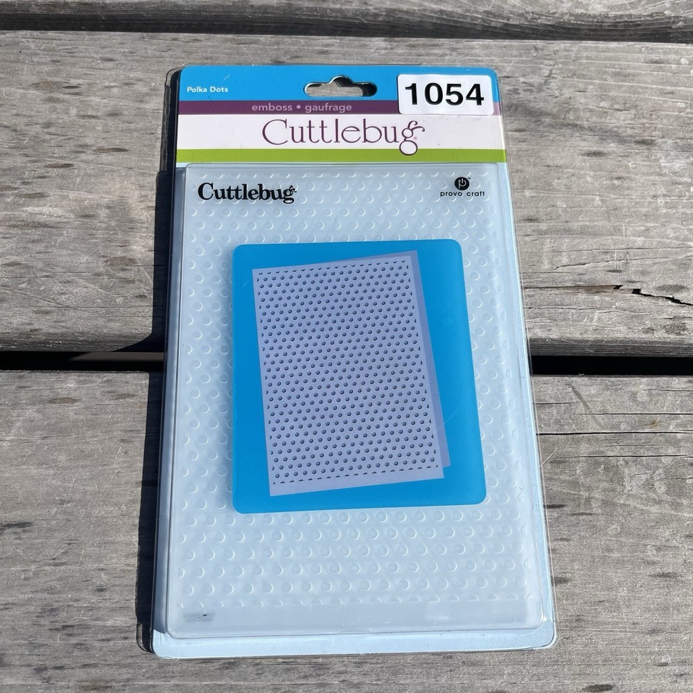 CUTTLEBUG Provo Craft Polka Dots 5x7 Embossing Folder #2000207