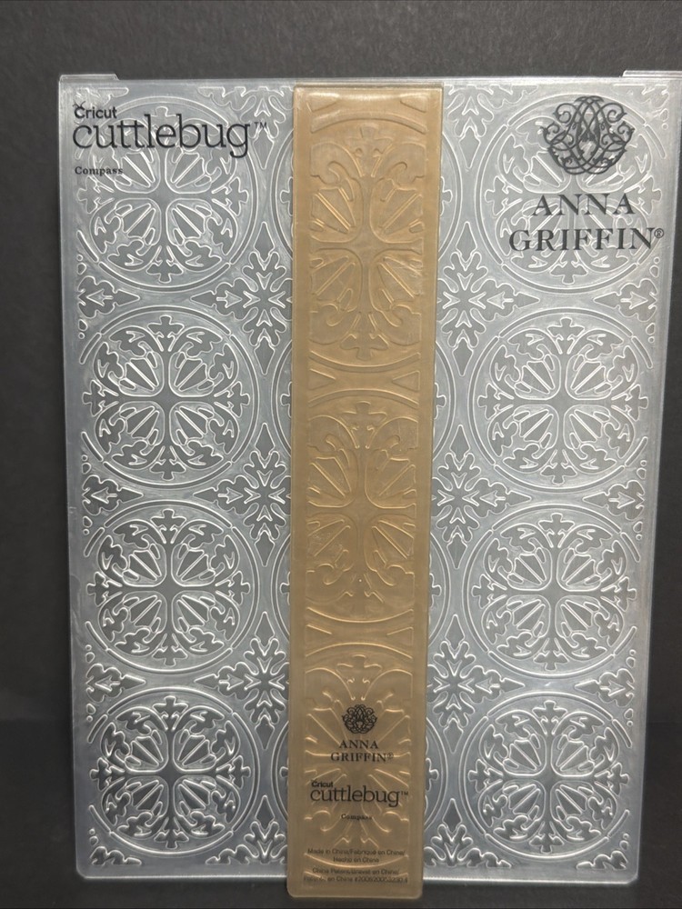 Anna Griffin Compass 5" x 7" Embossing Folder & Border Folder