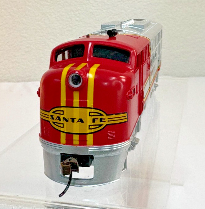 HO Scale Bachmann Digital Commander DCC Equipped Ready To Run Electric Train Set