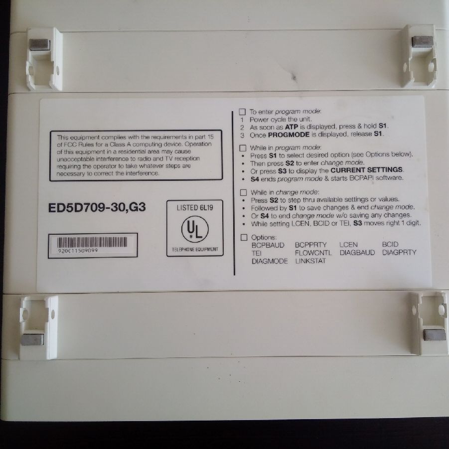 Lucent Basic Communication Package/Application Processor Interface ED5D709-30 G3