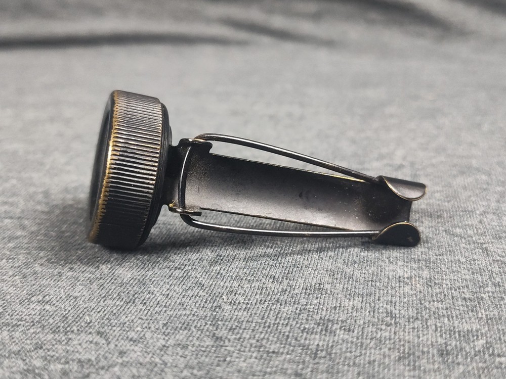 Lapel Compass Hunting/Hiking Fully Functional