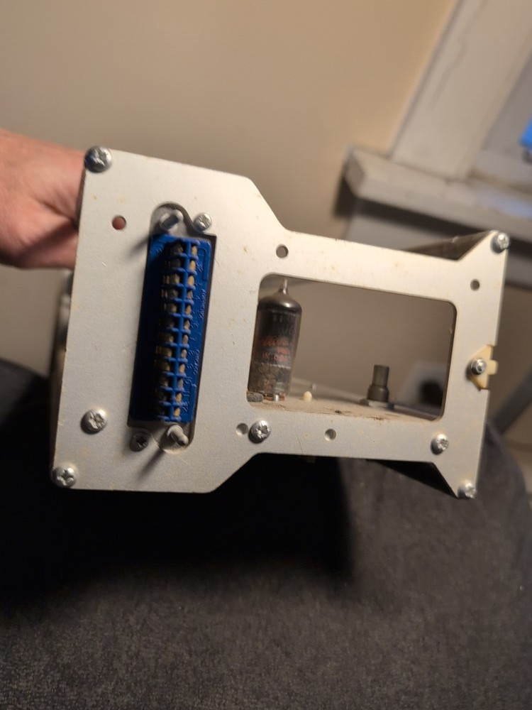 Tektronix Type 2A60 Amplifier 6dj8 Tubes