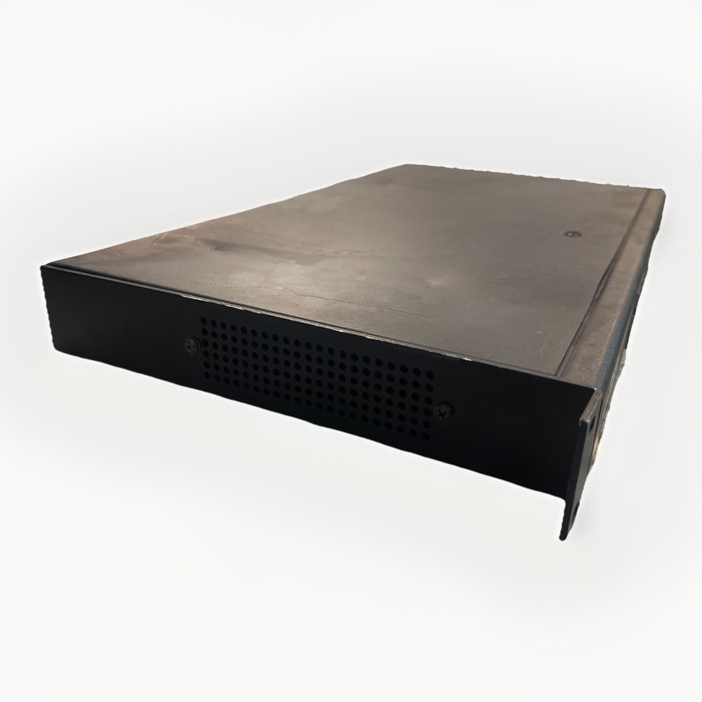 ClearOne XAP400 Audio Conferencing System Microphone Mixer Powers On