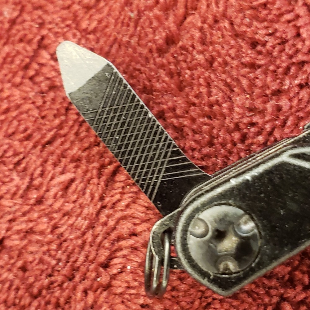 Lot of 2 Gerber Multi Tool Dime multiplier Black read