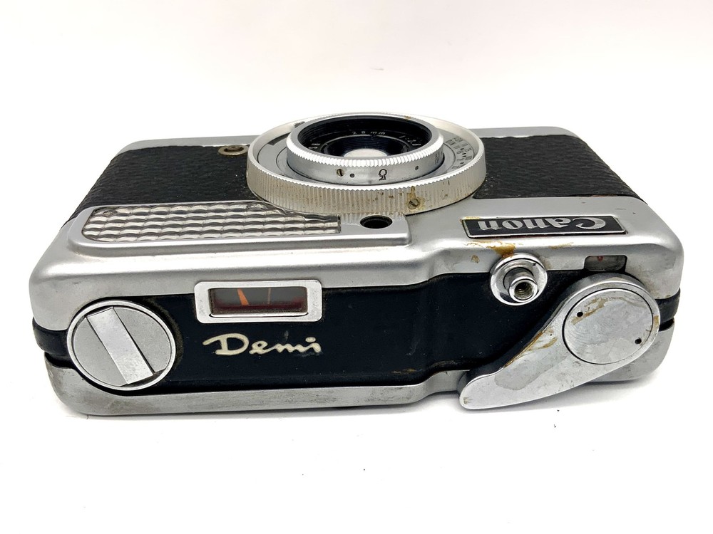 Canon Demi Compact Camera With Sh 28mm 1:2.8 Halbformat Analog Camera