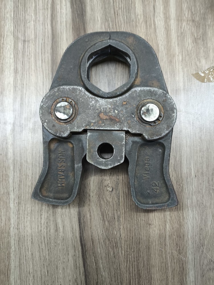 Viega Nussbaum 42 Som