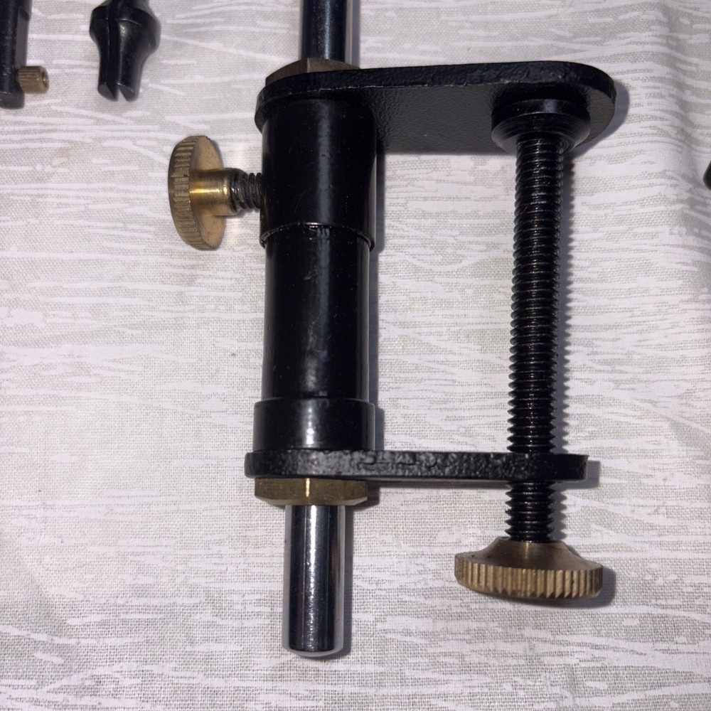 Cabela's Master Fly Tying Vise