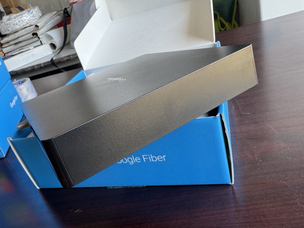 Google Fiber Network/Internet Box - Model GFRG200 -new