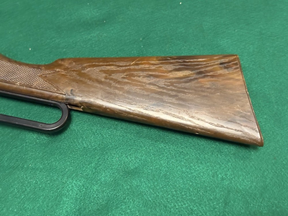 Vintage Daisy Model 111B BB Gun