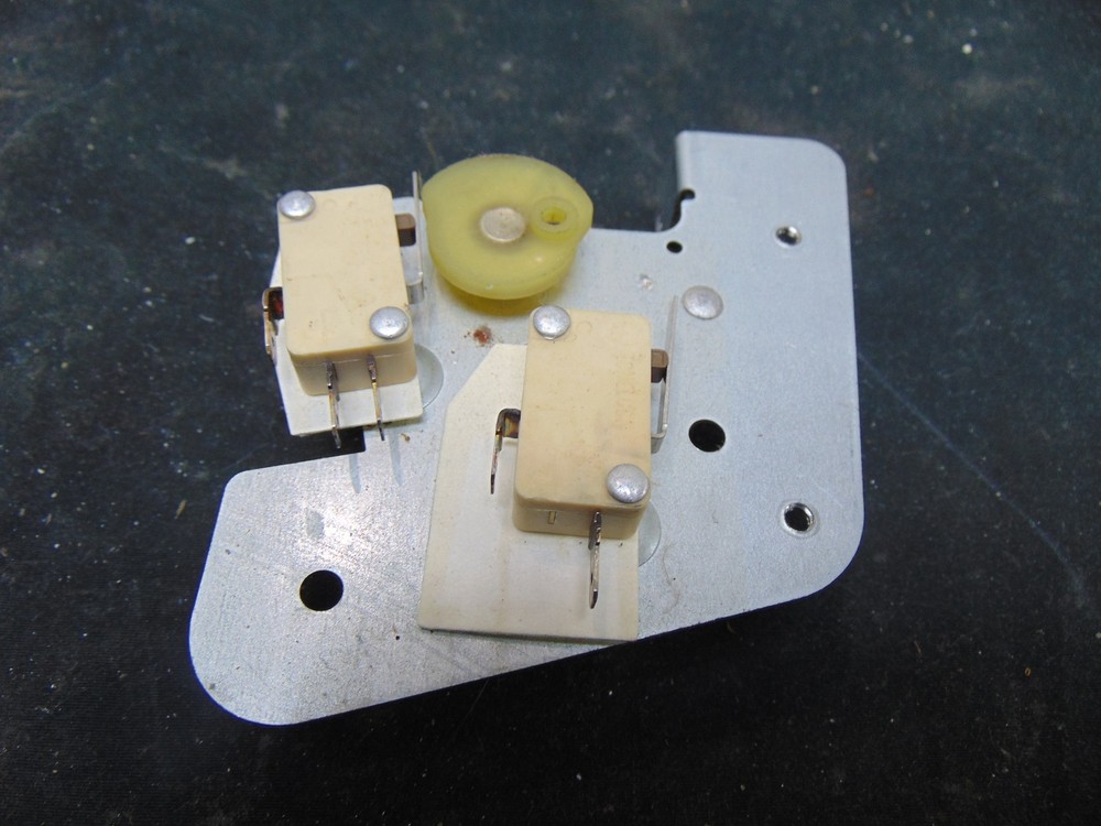 KitchenAid Electric Range KERS505XWH00 Latch Motor