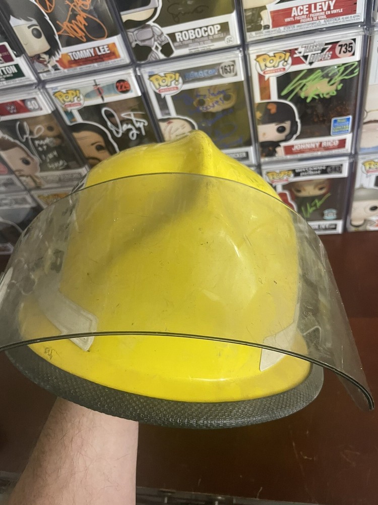 Cairns Phoenix 660 Firefighter Helmet W/ Visor, Chinstrap, Instructions