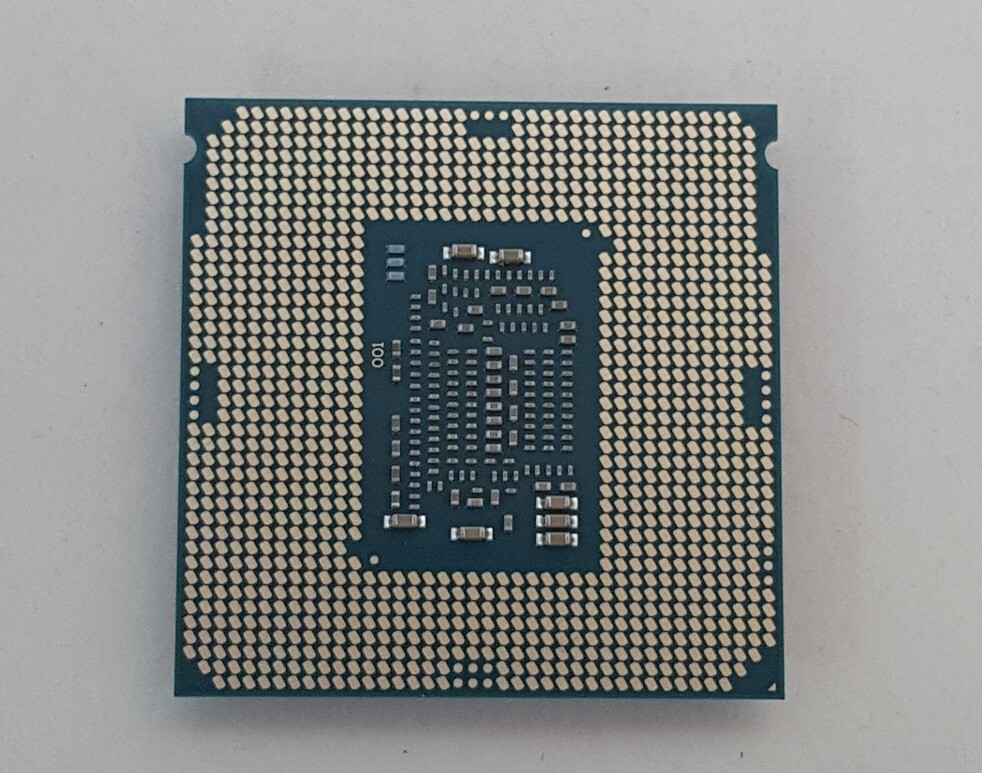 Intel Core i5-7500 3.4 GHz 8 GT/s LGA 1151 Desktop CPU Processor SR335
