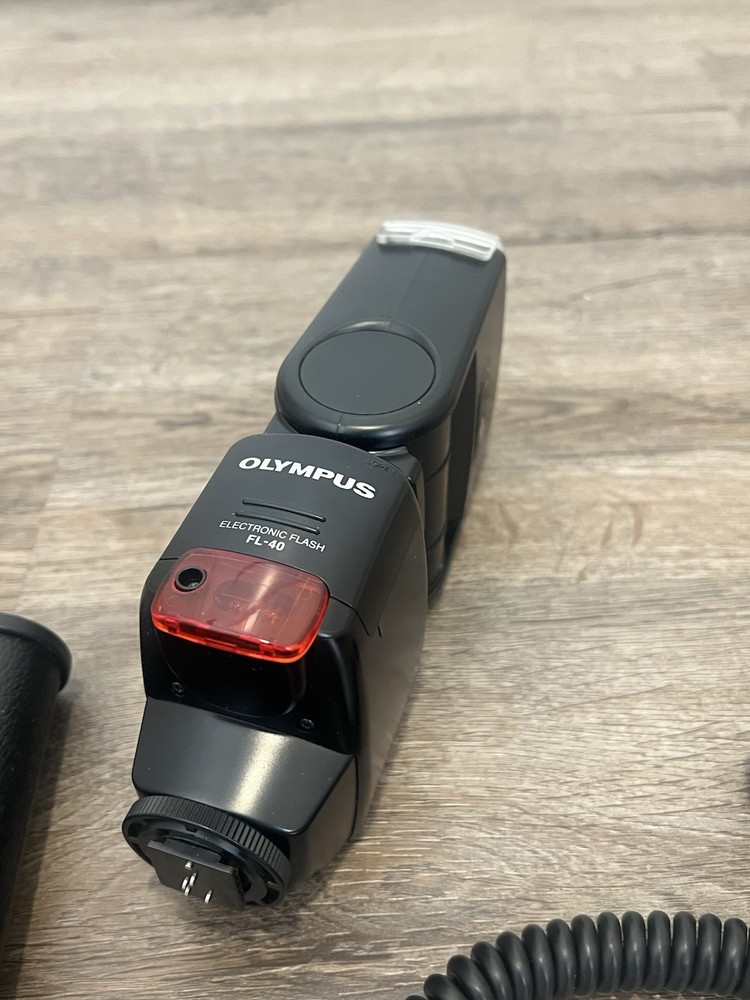 Olympus FL-40 Electronic Flash Unit Works