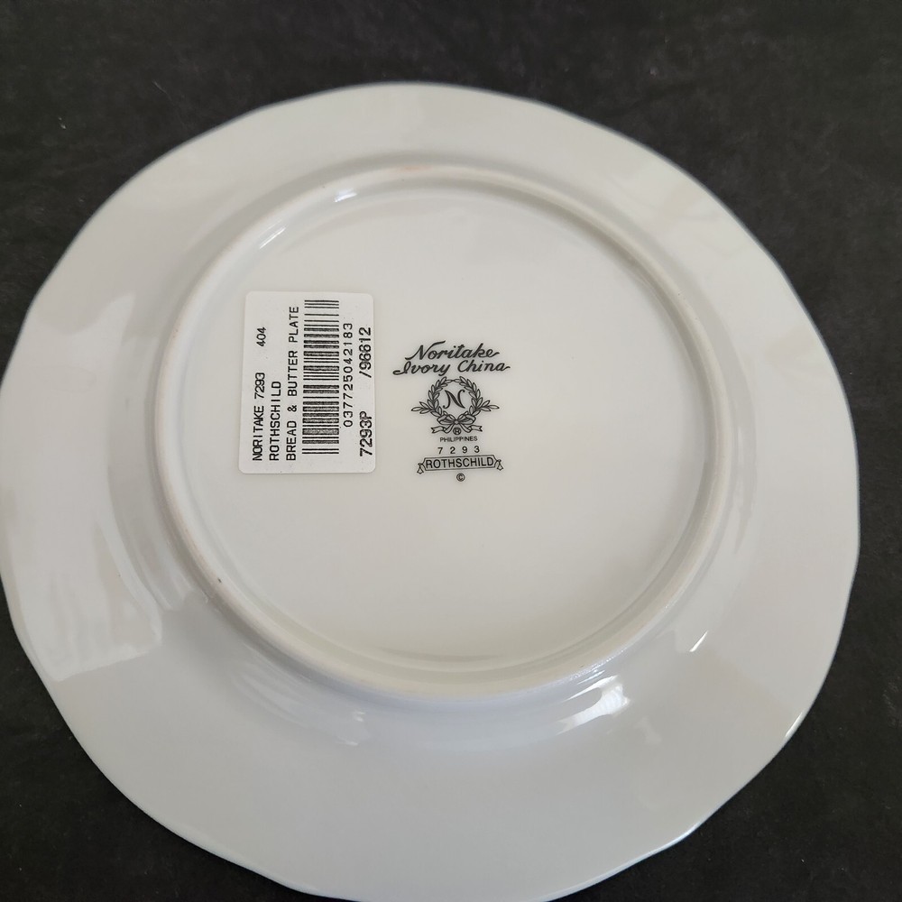 Rothschild by Noritake 5 Pcs Place Setting #7293 Never Used
