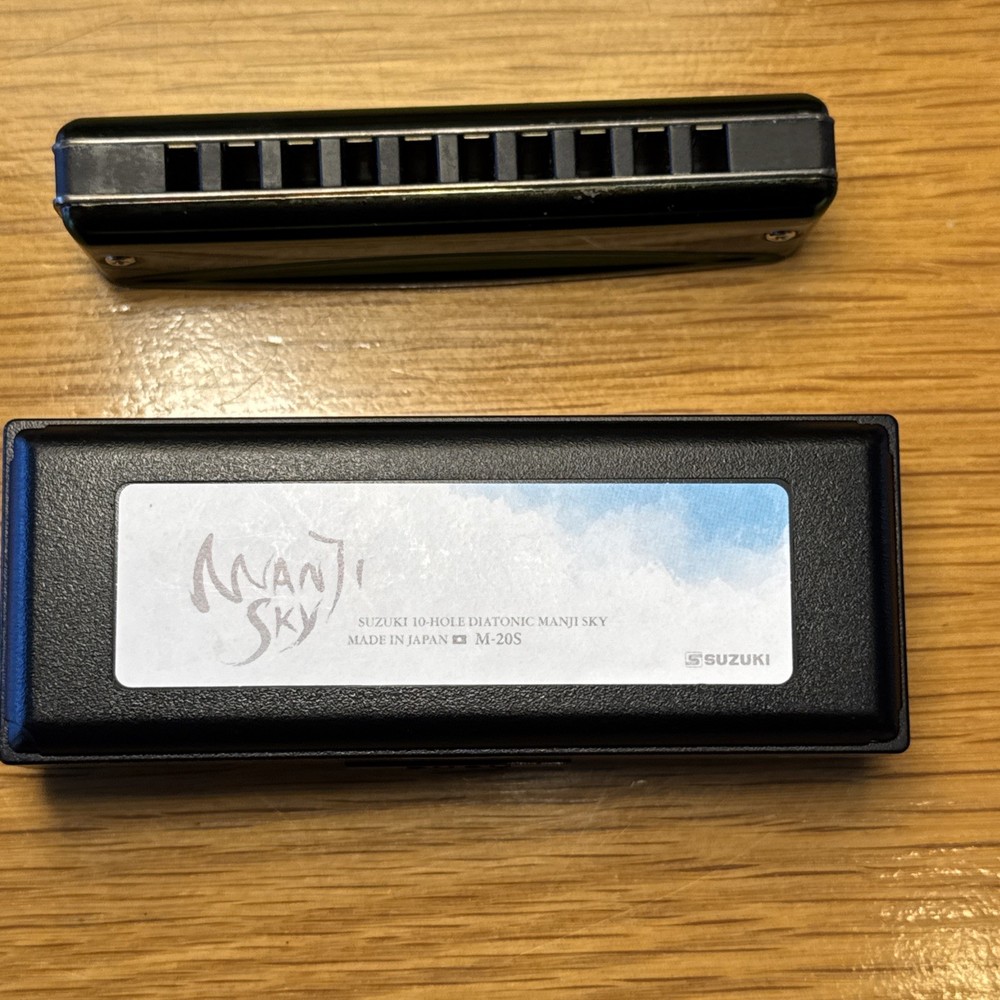 Suzuki C-20 Olive 10-hole Diatonic Harmonica - C Major