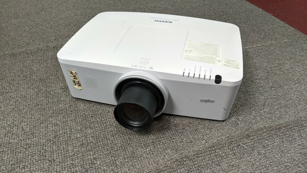 Sanyo XGA Projector