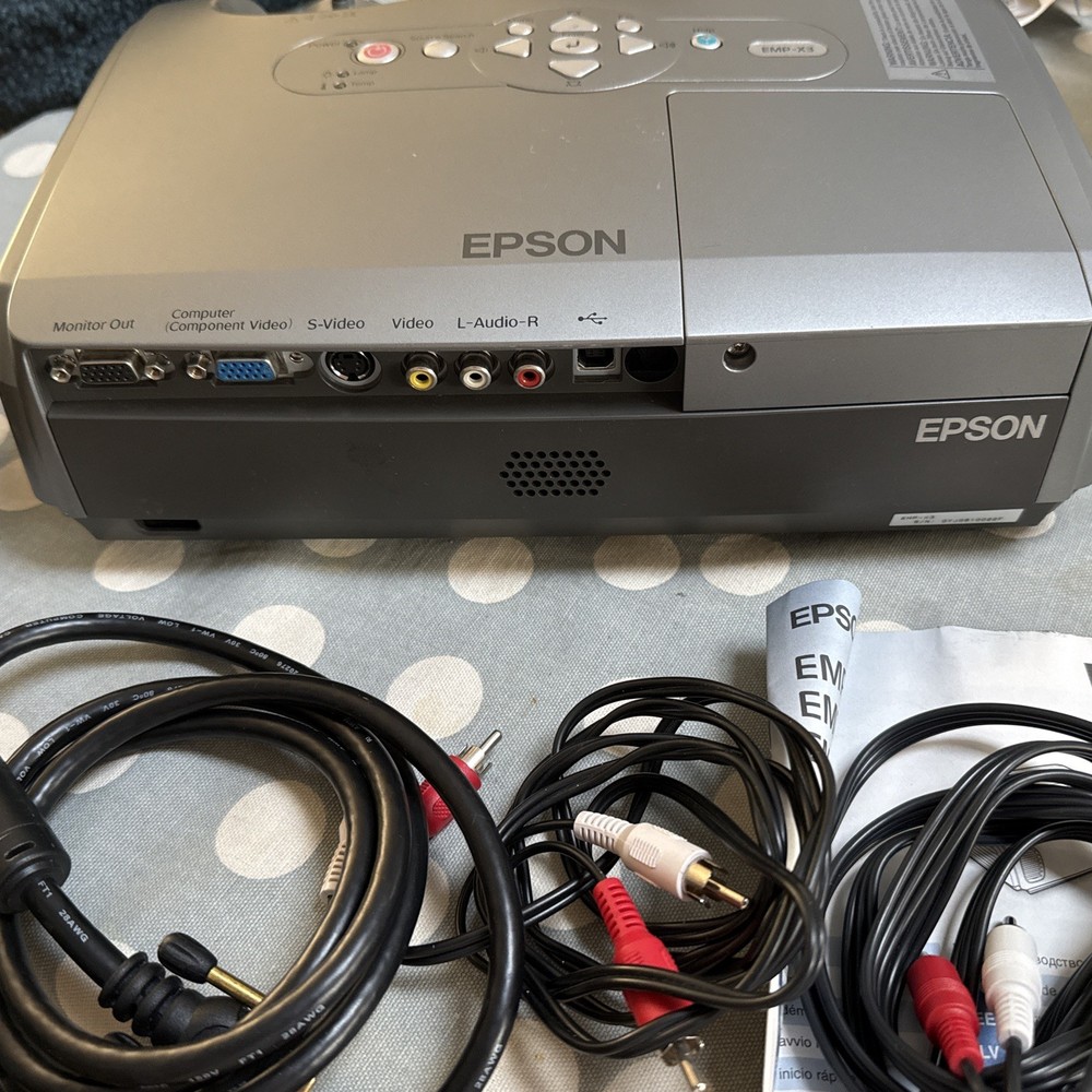 Epson EMP-X3 Projector (Working but requires new bulb soon)
