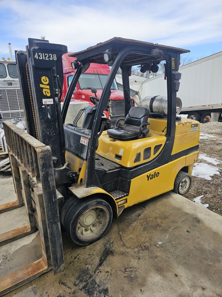 2017 Yale Glc120vx 12,000lb TWO STAGE