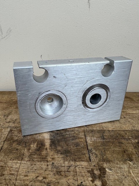 Doyon Pizza Sheeter - Inferior (Lower) Roller Holder - PC100013