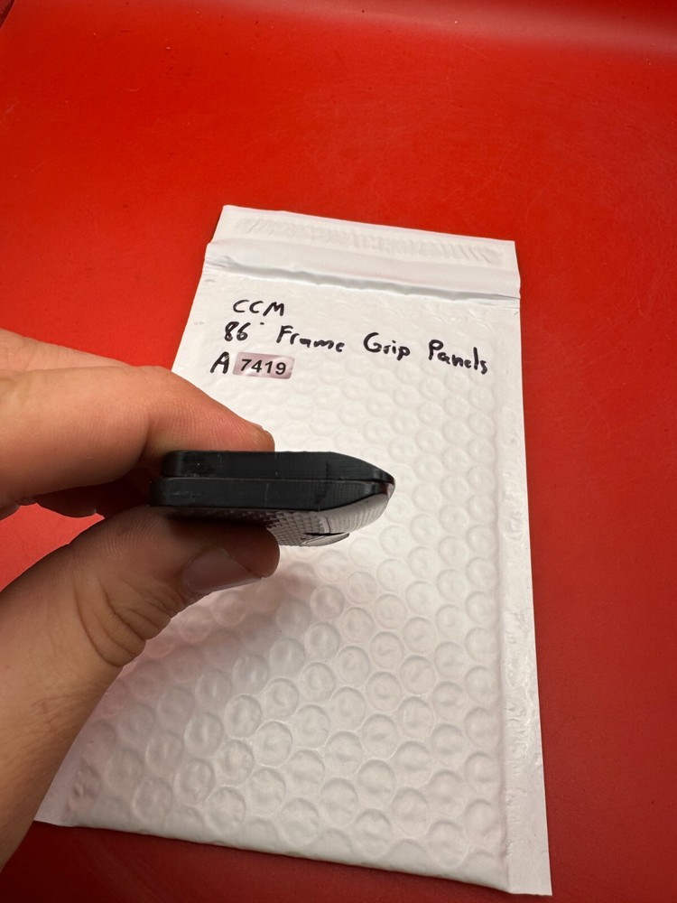 CCM 86° Frame Grip Panels