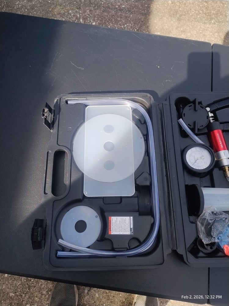 Handheld Vacuum Pump Brake Bleeder Kit