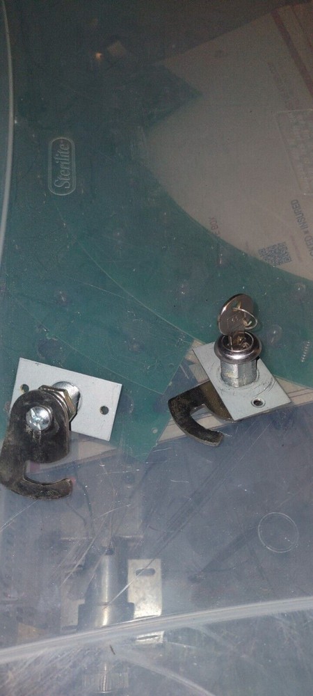 sega arcade style chair locks #115