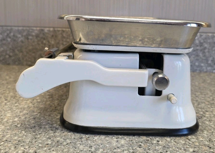 Vintage Stube Kitchen Beam Scale 10kg Analog White Tested