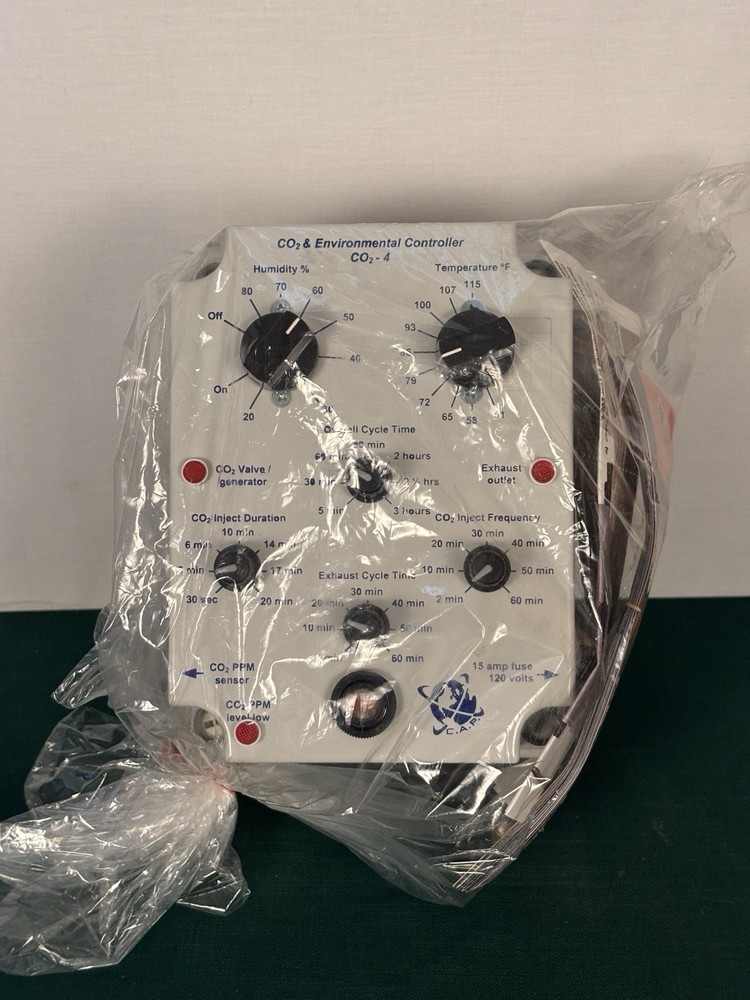C.A.P. CO2-4 CO2 & Environmental Controller Open Box Hydroponic Grow Room