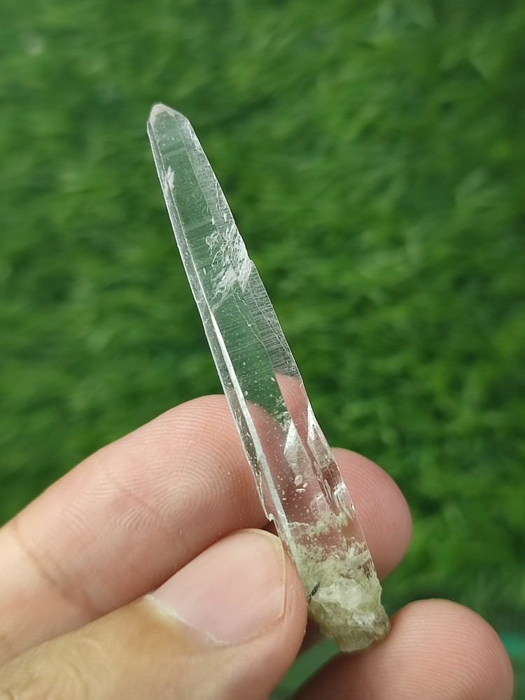 Lemurian Quartz Crystal With Unique Growth & Nice Terminations-Pak.