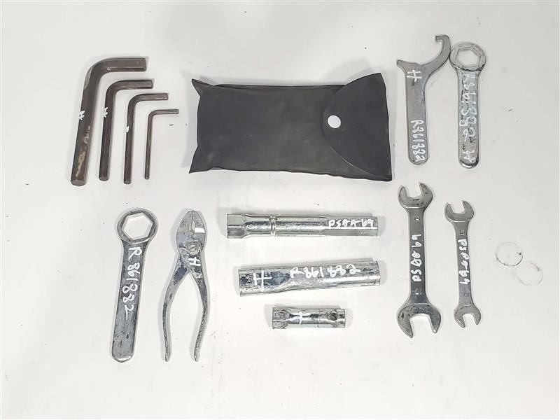 Tool Kit OEM 2003 Suzuki VL800K