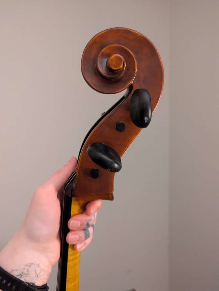 4/4 Romania Cello