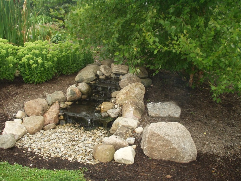 Custom Pro DIY Pondless Waterfall Kit w/grate & 2000 gph pump