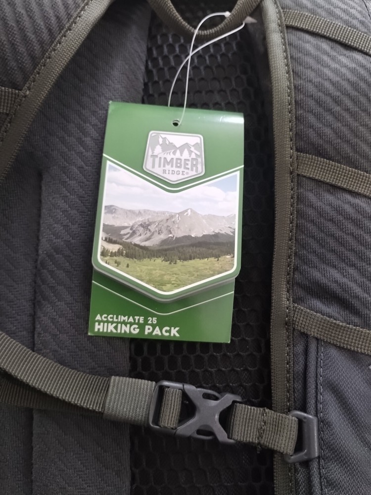 Timber Ridge Hiking Pack, 25L