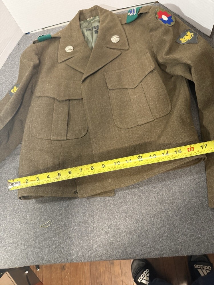 WW11 39th Infantry Regiment Uniform Jacket Pants Collar Devices Unit Crests Spec