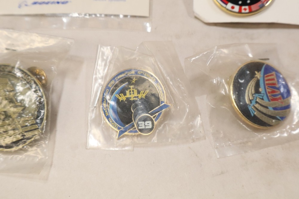 Lot Nasa Space Shuttle Mission Pins Challenge Coins Patch