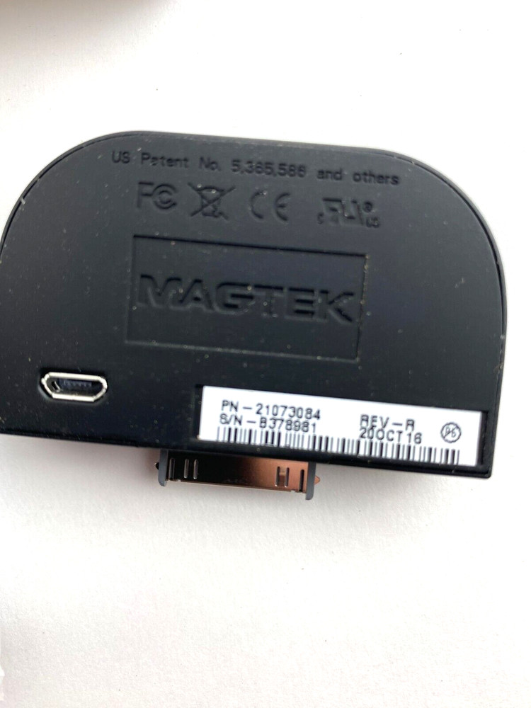Magtek iDynamo - iOS Credit Card Reader w/Adapters 21073084