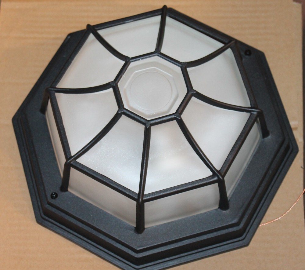 NEW Bulkhead Octagon Spider Web Outdoor Light 10.5" wide 5" tall CASE 4 (1XE26)