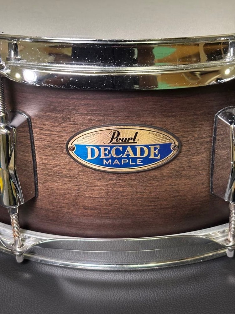 Pearl Decade Maple 14 inch snare drum