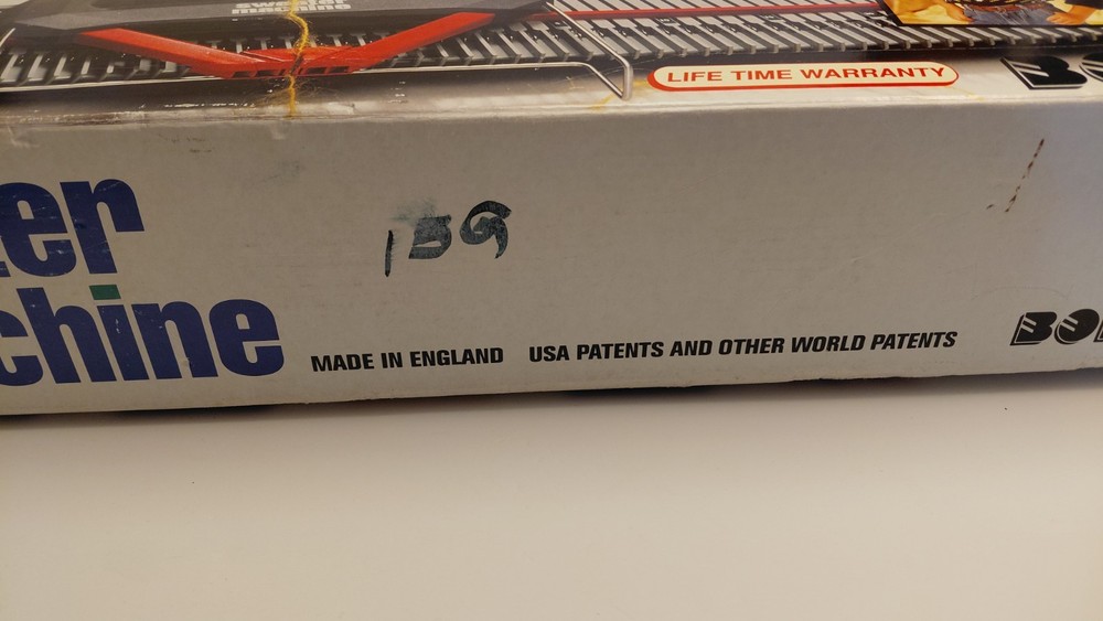 Bond INCREDIBLE SWEATER MACHINE Knitting Vintage - Complete