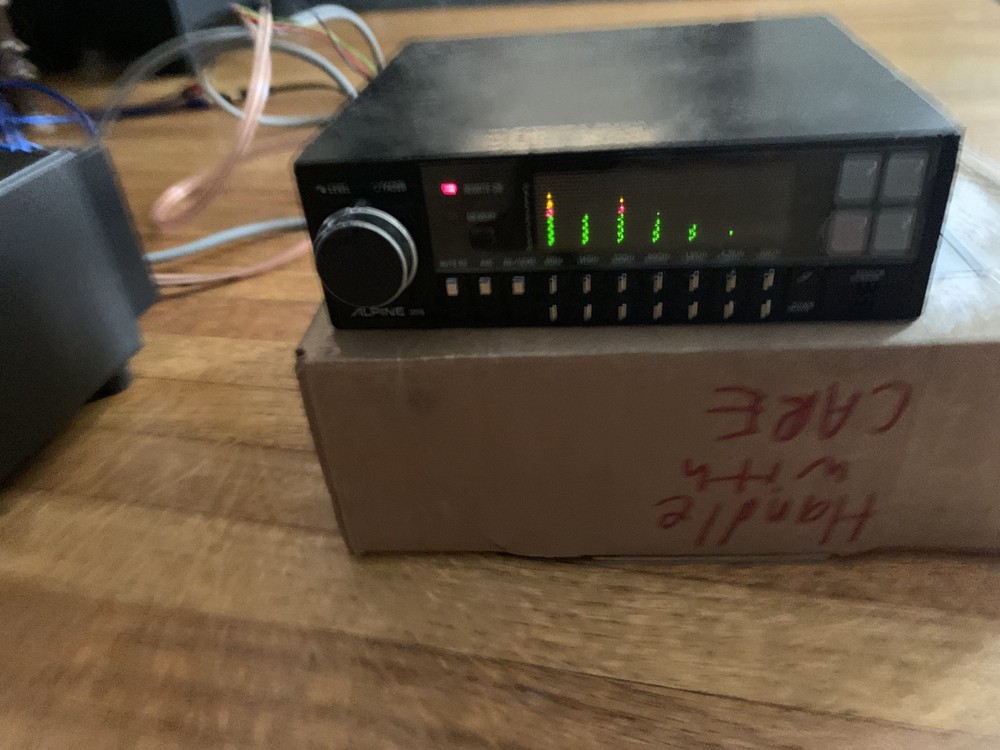 Rare Alpine 3015 old school 7 band graphic Equalizer