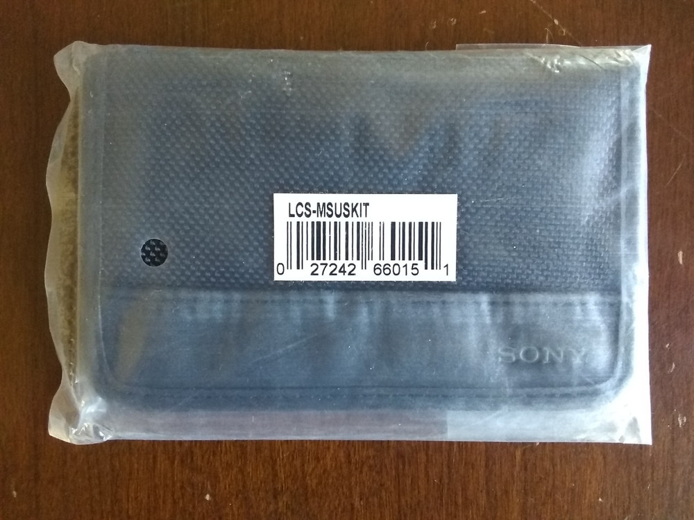 Sony Nylon Soft Memory Stick Case LCS-MSUSKIT NEW