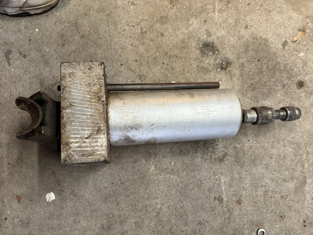 GREENLEE HYDRAULIC CYLINDER RAM BENDER