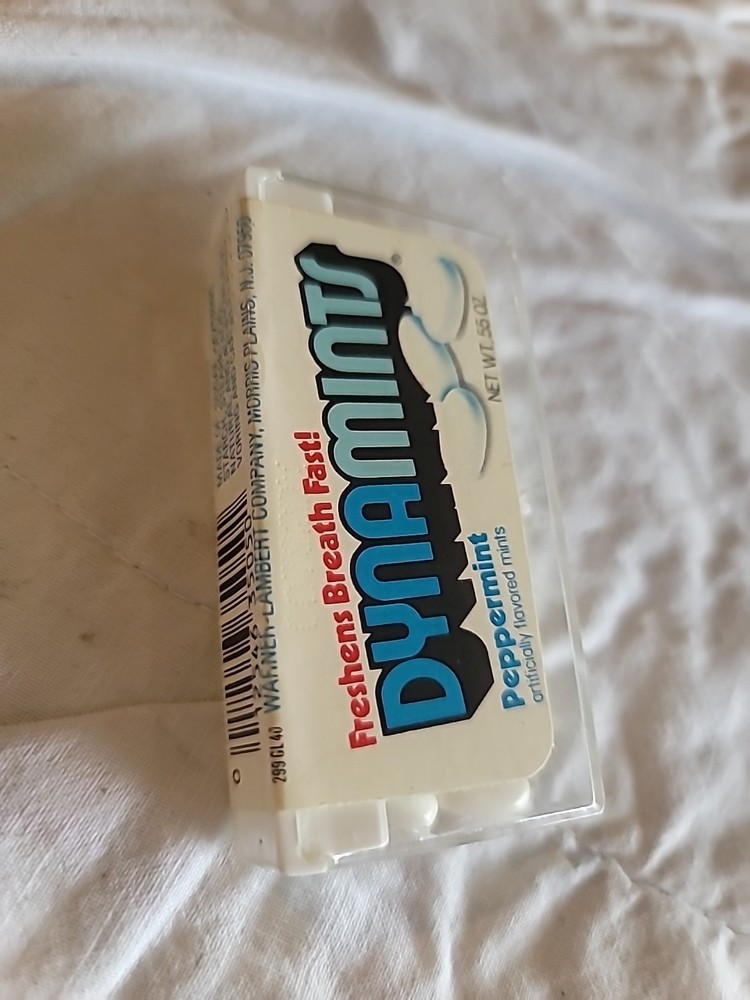 RARE Vintage 1970s Dentyne DYNAMINTS Container RETRO CANDY Peppermint .55 Oz