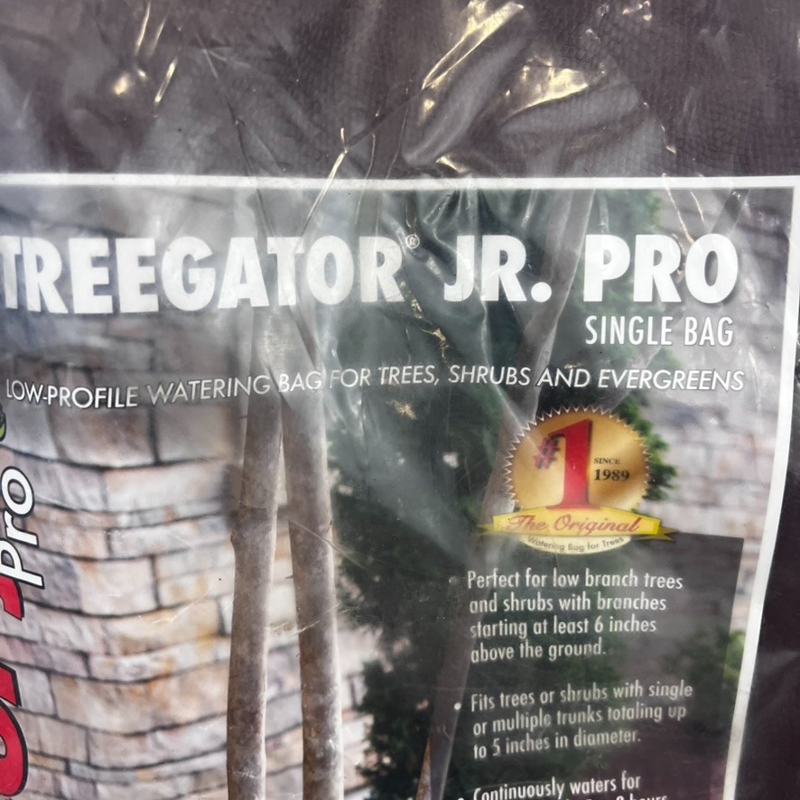 Treegator Jr. Pro Tree Gator Slow Release Watering System Trees Shrubs