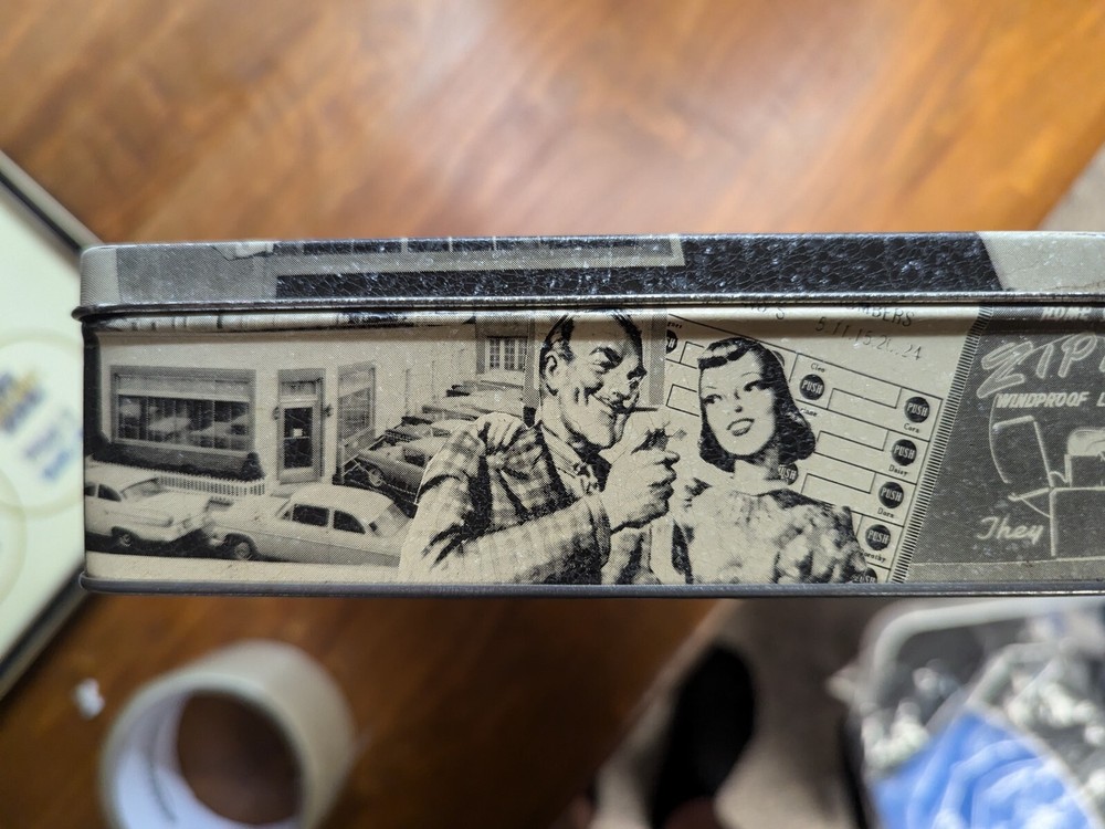 ZIPPO LIGHTER COLLECTABLE VINTAGE TIN