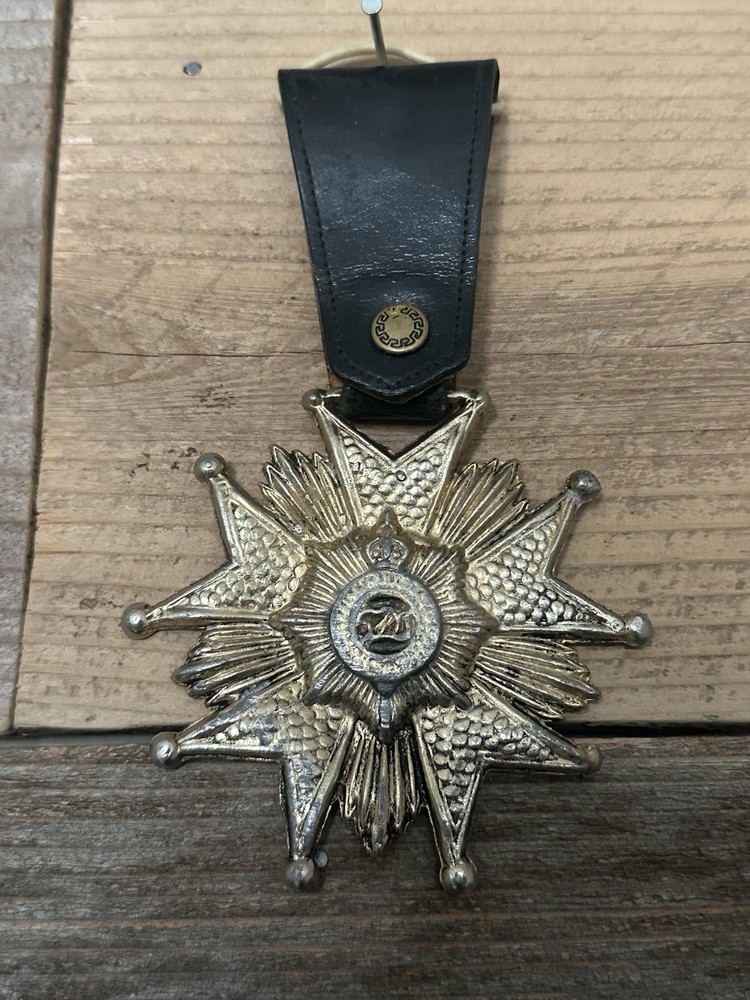 Vintage Antique Medal Origins Unknown